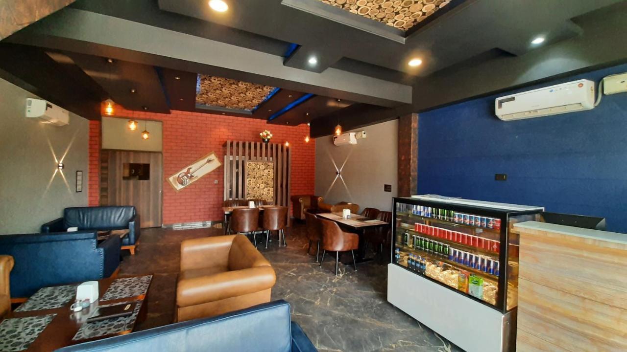 Hotel Ventures Inn Amritsar Bagian luar foto