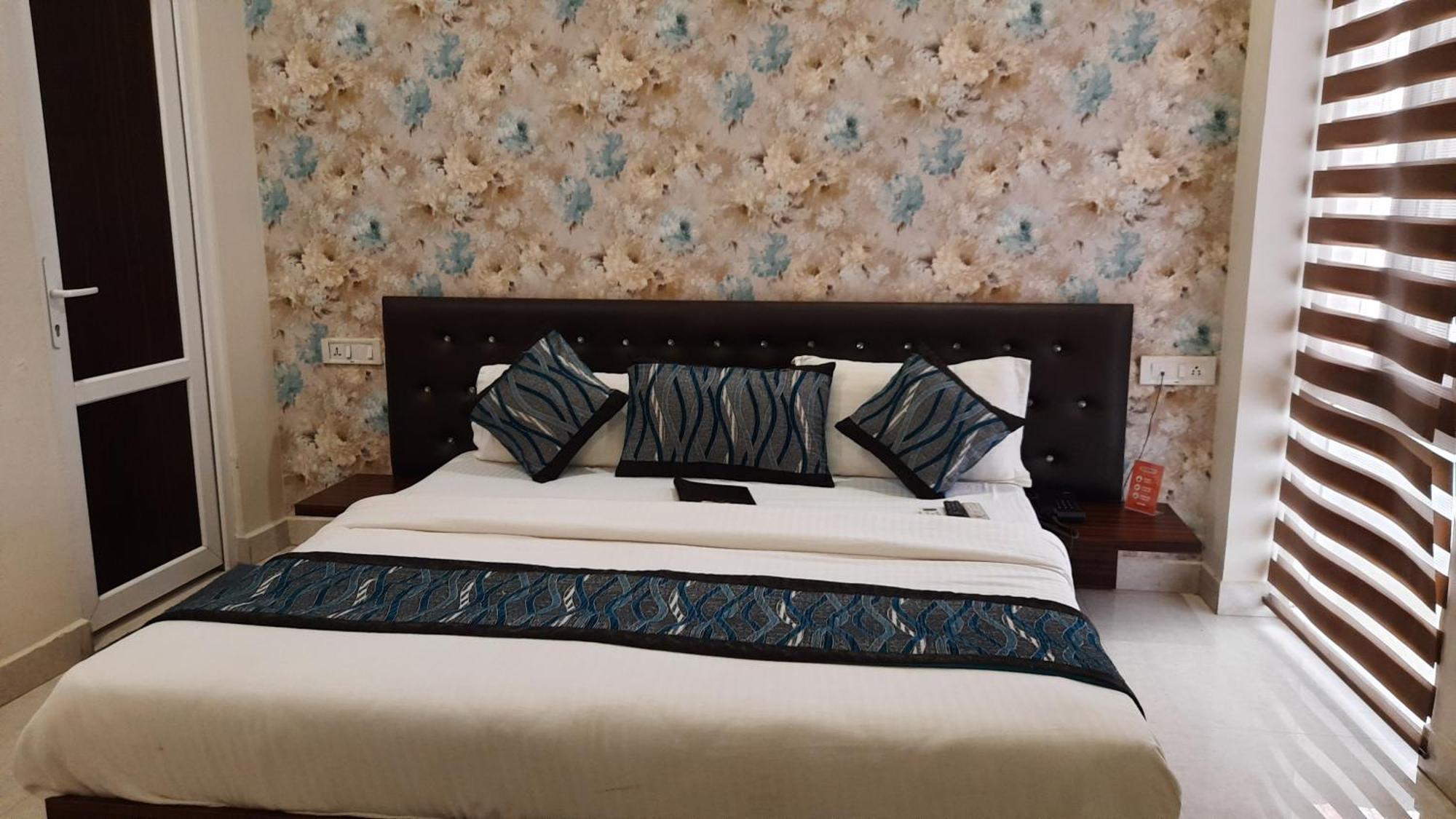 Hotel Ventures Inn Amritsar Ruang foto